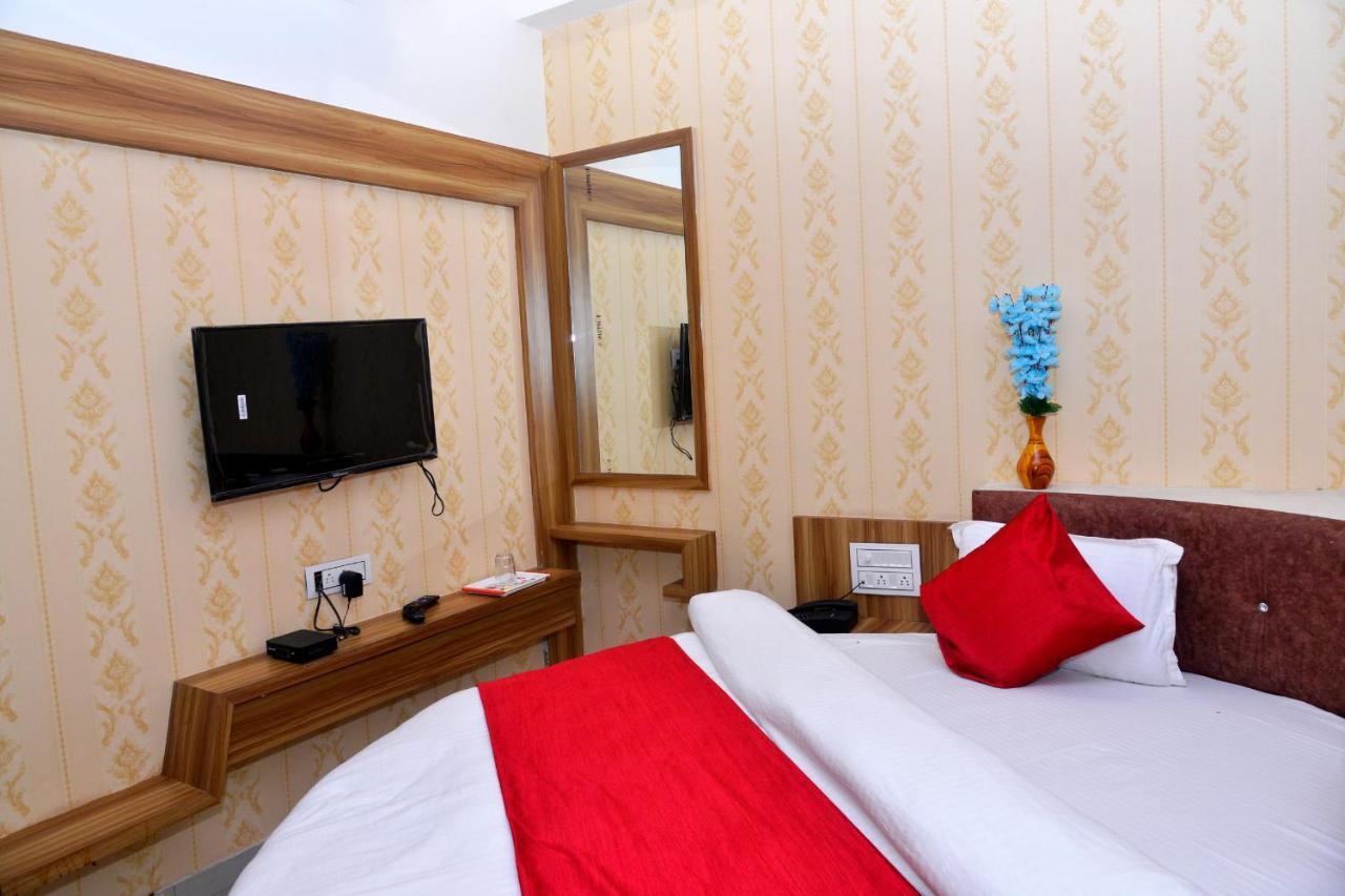 Hotel Asopalav 간디나가르 외부 사진