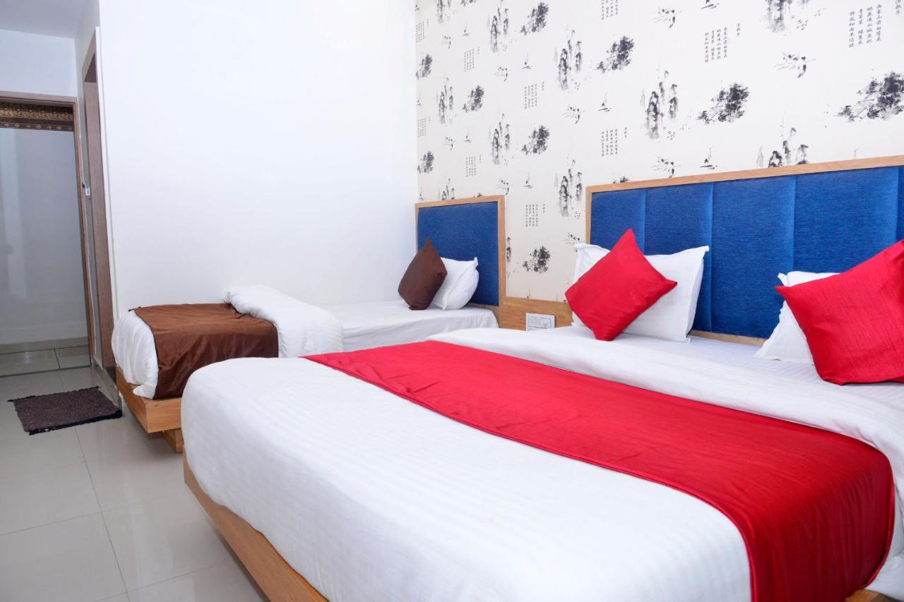 Hotel Asopalav 간디나가르 외부 사진